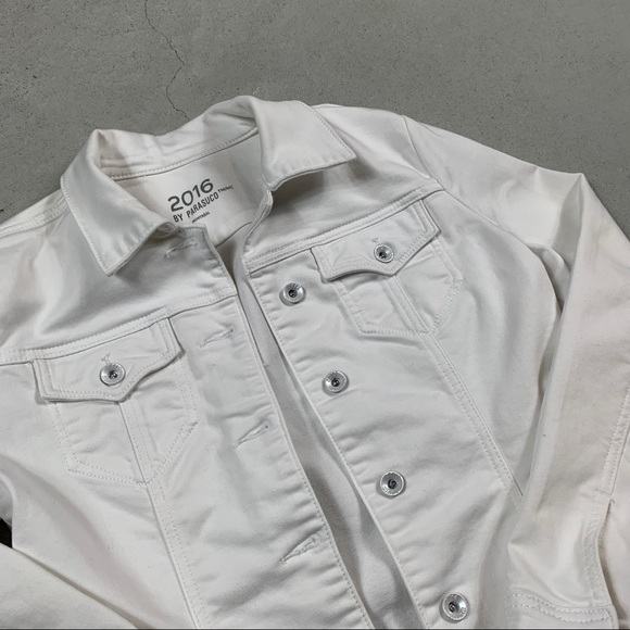 2016 WHITE DENIM JACKET - Picture 2 of 3